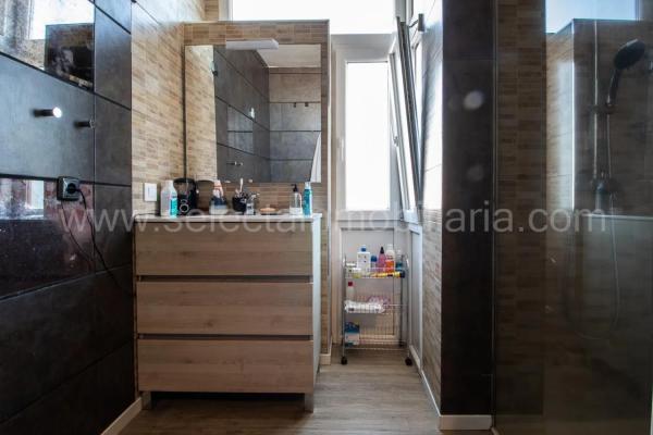 Detached villa for sale in , Brion photo 3