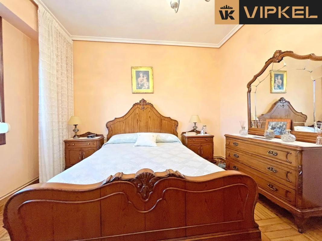 Sale of apartment in Camino de Castela, Ferrol
photo 3