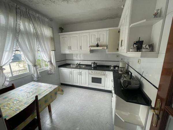 Chalet independiente en venta en Calle Santa Irene, Arteixo thumbnail 1