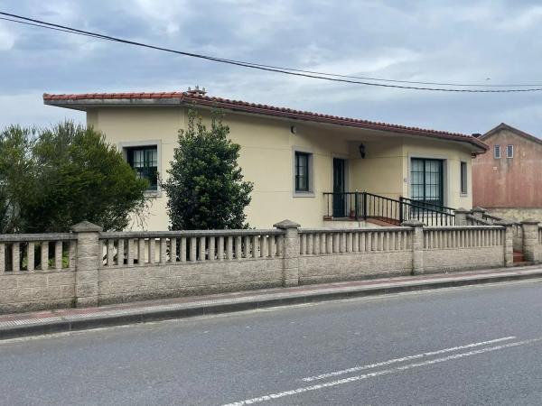 Detached villa for sale in  DP-0514, 64, Arteixo photo 1