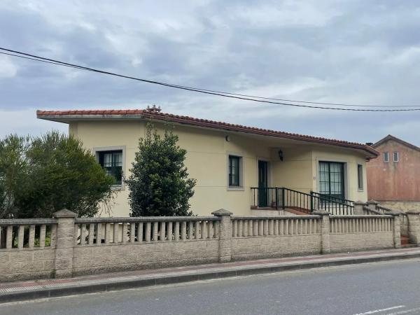 Detached villa for sale in  DP-0514, 64, Arteixo photo 2