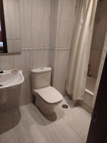 Piso en venta en Lugar Touro, Ribeira thumbnail 2