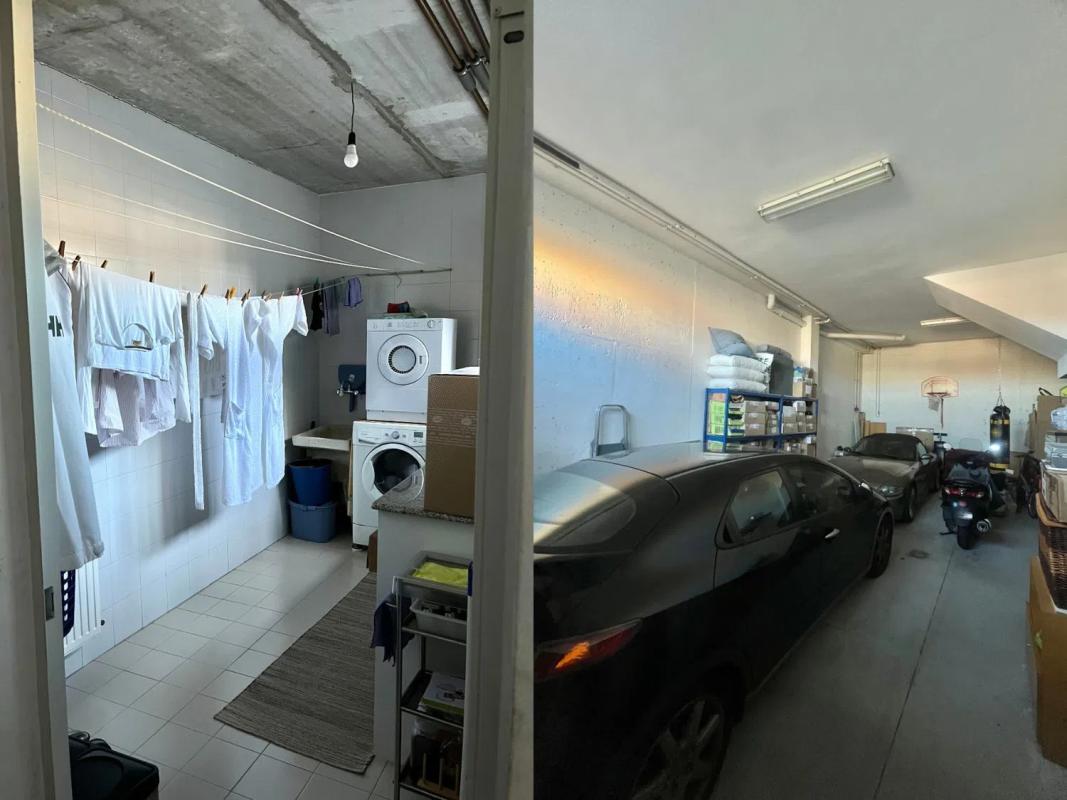 Sale of independent chalet in Campus norte - S.Caetano, Santiago de Compostela
photo 4