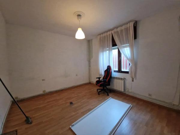 Detached villa for sale in  Travesía DE CHAMIN, 7, Arteixo photo 3