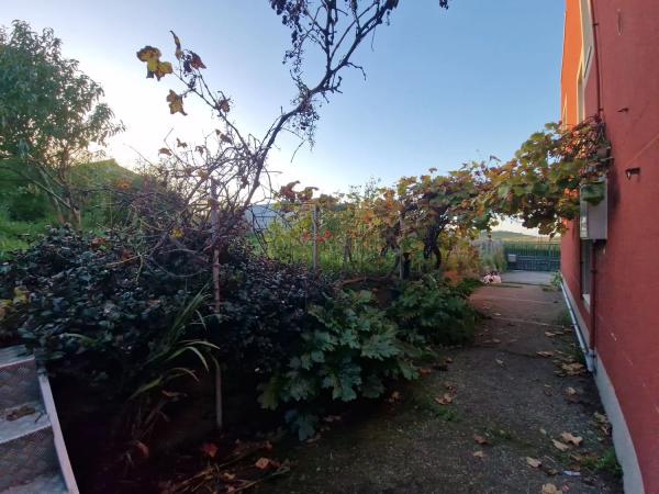 Detached villa for sale in  Travesía DE CHAMIN, 7, Arteixo photo 4