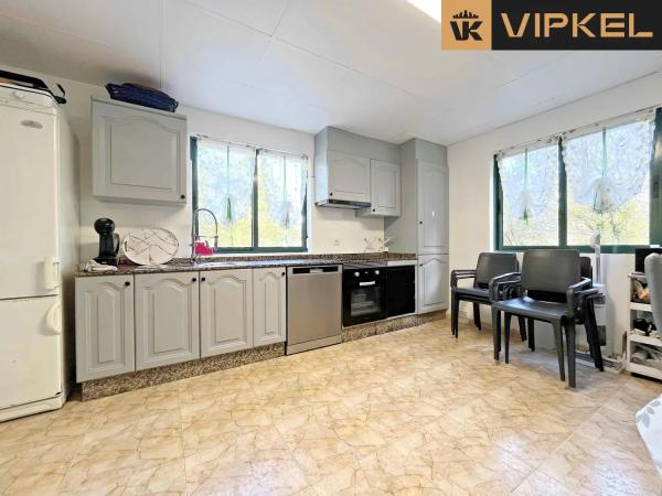 Chalet independiente en venta en , San Sadurniño thumbnail 1