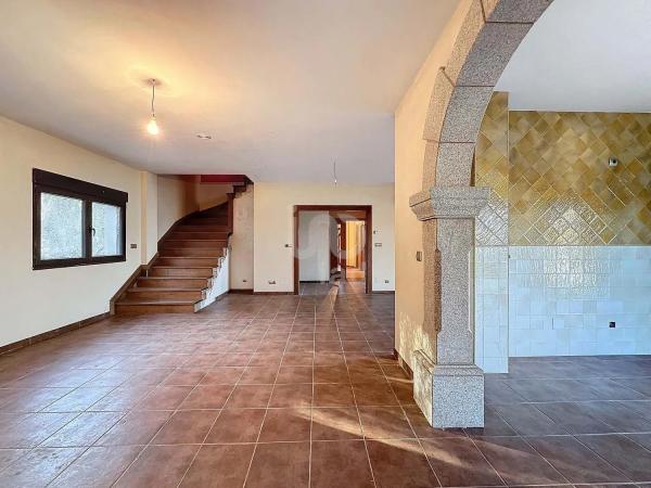 Chalet independiente en venta en , Boiro photo 1