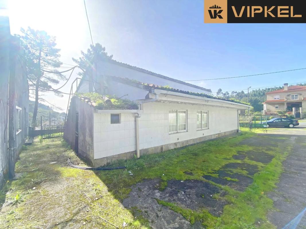 Sale of independent chalet in Calle da Ponte do Romaño, Santiago de Compostela
 photo 3