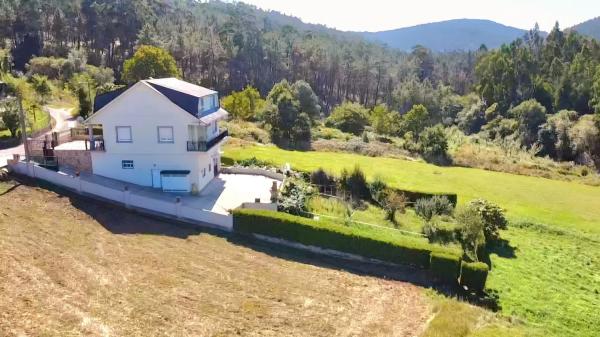 Chalet independiente en venta en , Cabana de Bergantiños photo 1