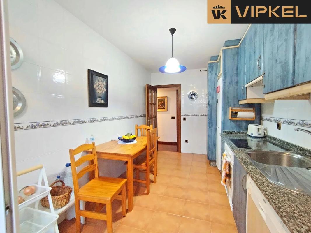 Venta de piso en Calle Xaquín Lorenzo s/n, Ames
 photo 2