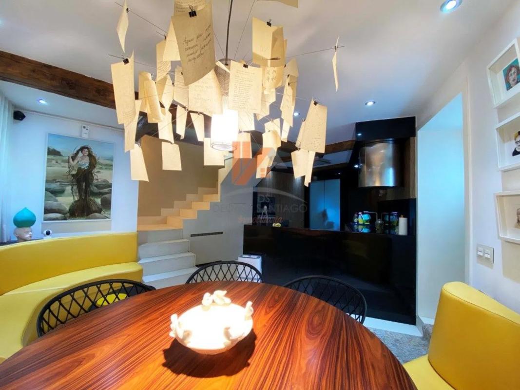 Продажа отдельного шале в Calle dos Xasmins, 19, Сантьяго-де-Компостела photo 3