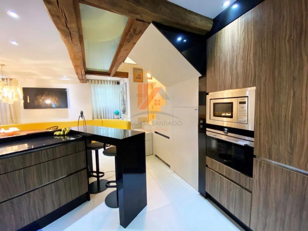 Продажа отдельного шале в Calle dos Xasmins, 19, Сантьяго-де-Компостела photo 5