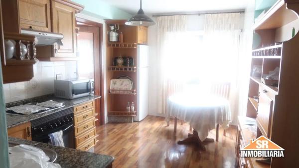 Apartment for sale in  Avenida das Mariñas, Oleiros photo 1