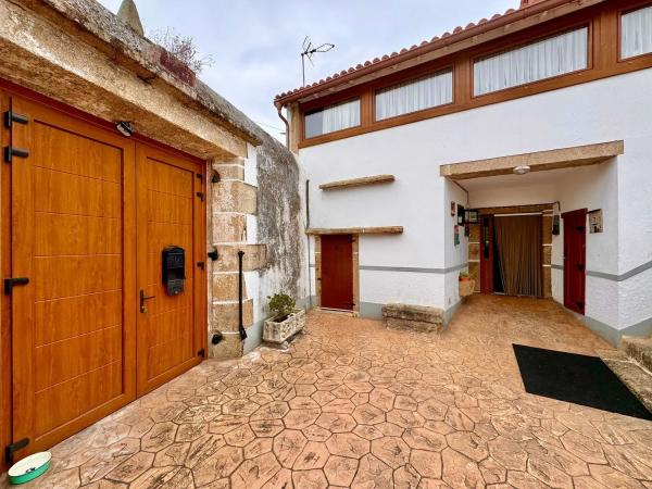 Chalet independiente en venta en  Calle Manuel Reboredo, 13, Culleredo photo 2