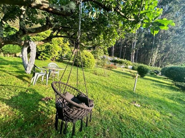 Chalet independiente en venta en  Calle PEDREGUEIRAS, Oleiros photo 4