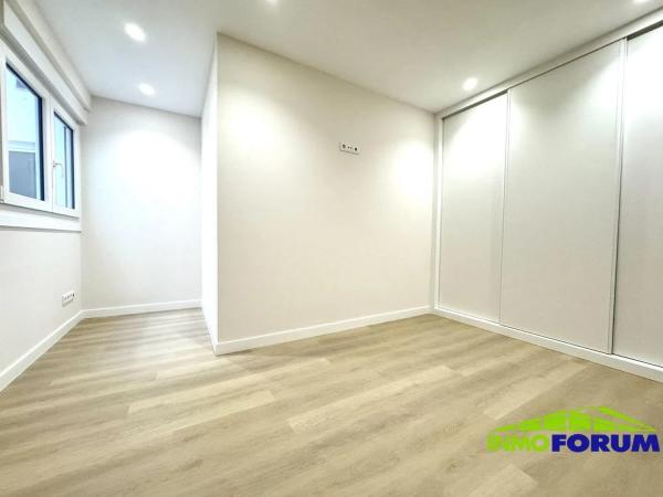 Piso en venta en  Avenida Hércules, A Coruña photo 4