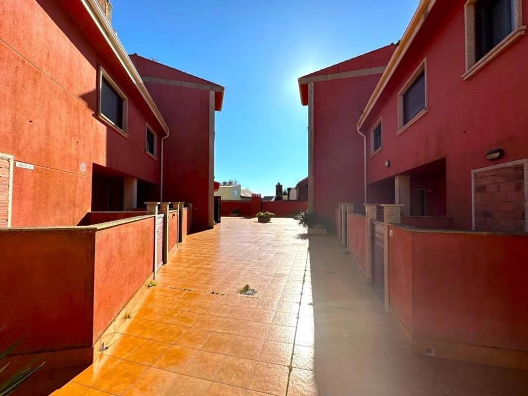 Venta de piso en Calle Insuabela, Ribeira
photo 2