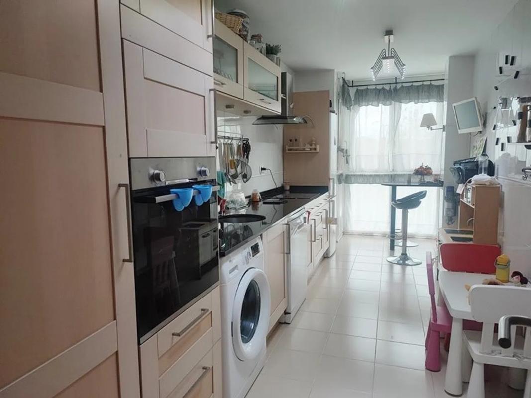 Продажа квартиры на Bertamirans, Эймс
photo 2
