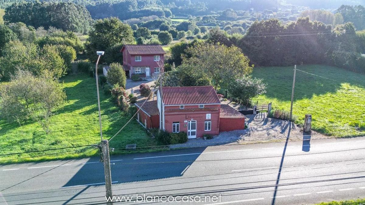 Продажа отдельного шале в , Карбальо photo 2