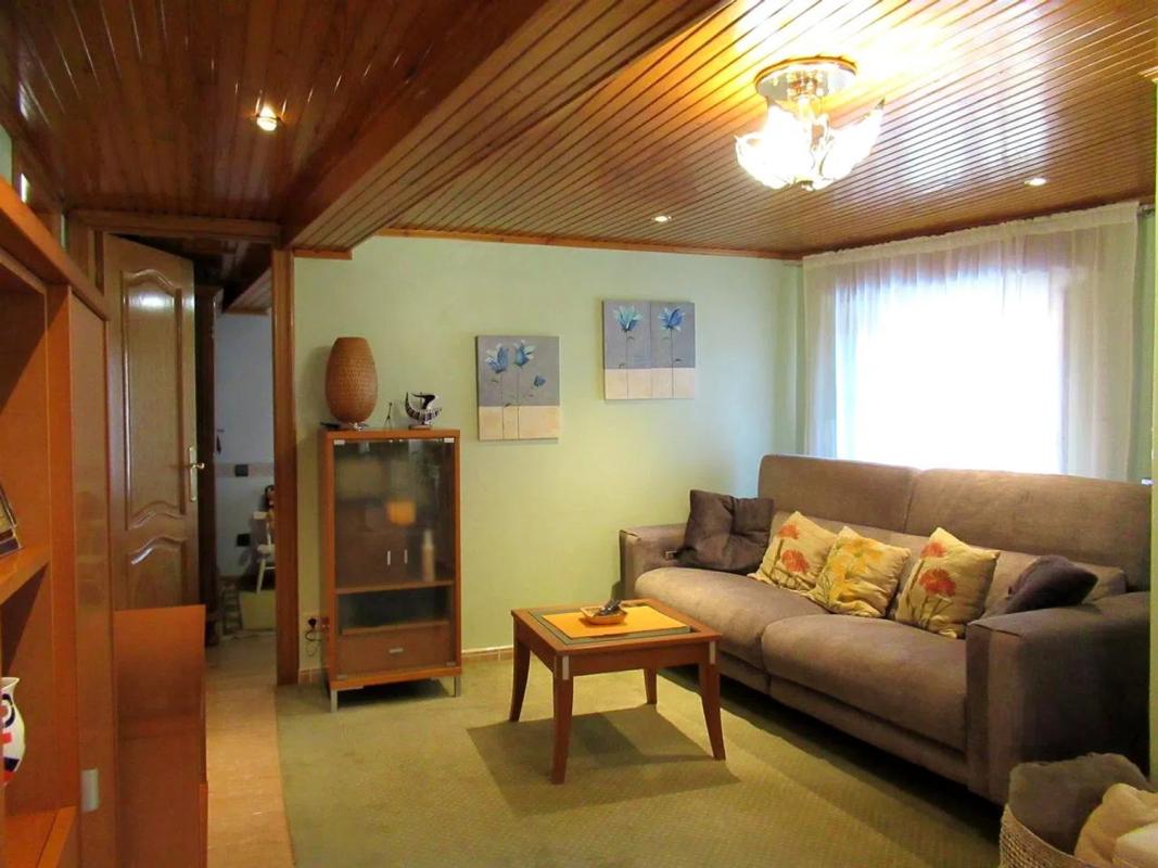 Продажа отдельного шале в , Оза-Чесурас photo 2