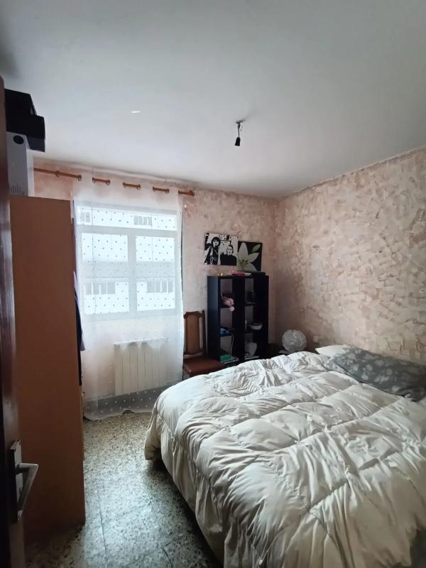 Sale of apartment in Calle do Home Santo, Santiago de Compostela
 photo 4
