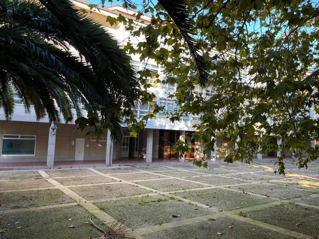 Venta de duplex en Plaza 10 de marzo, 4, Oleiros photo 2