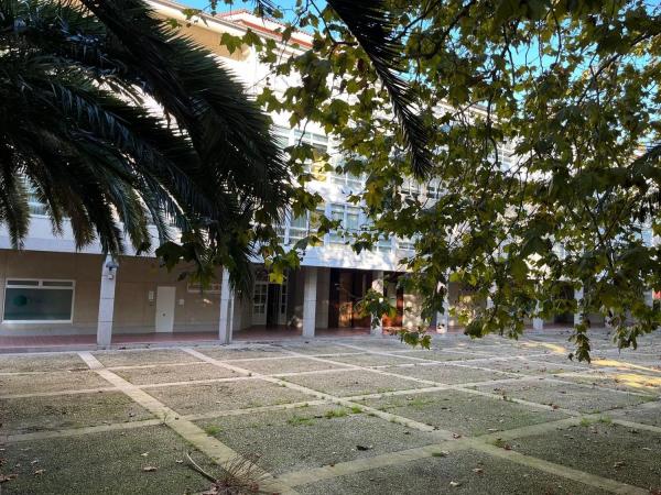 Duplex en venta en Plaza 10 de marzo, 4, Oleiros photo 2