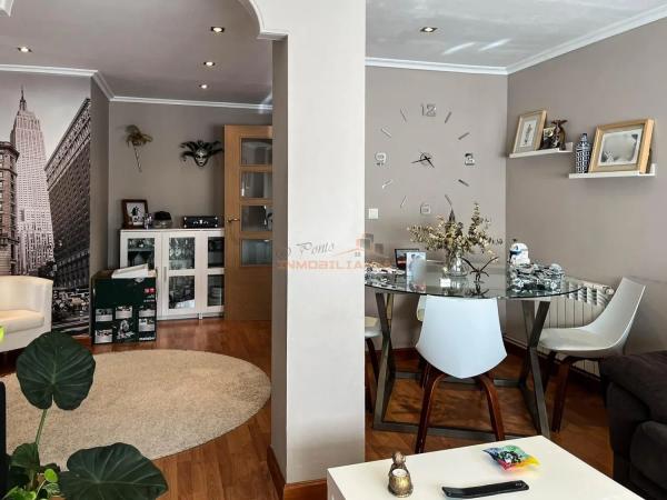 Piso en venta en A Gándara, Narón thumbnail 2