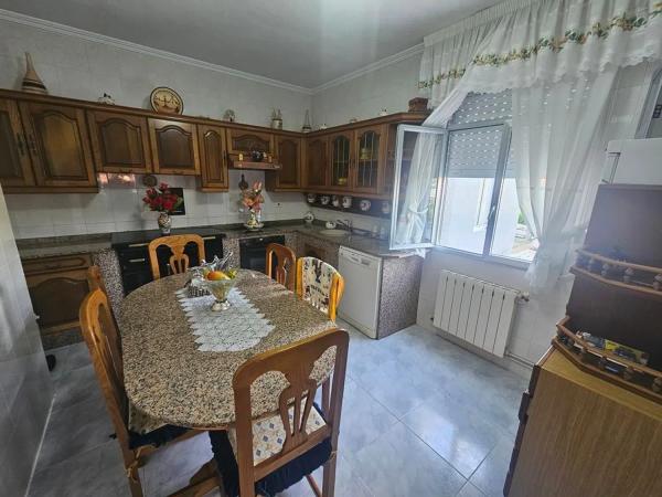 Chalet independiente en venta en , Rianxo thumbnail 2
