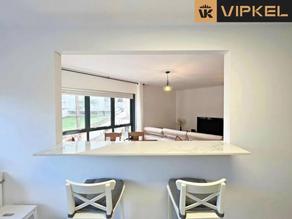 Piso en venta en , Cambre thumbnail 1