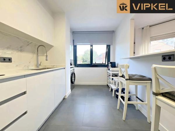 Piso en venta en , Cambre thumbnail 2