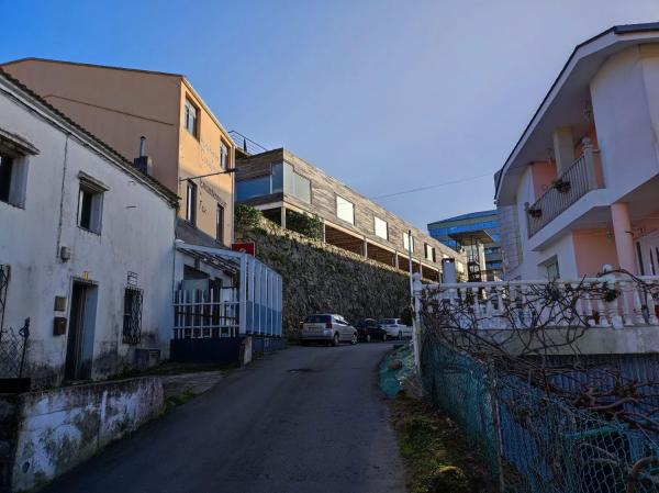 Chalet independiente en venta en Calle da Fraga, A Coruña thumbnail 2