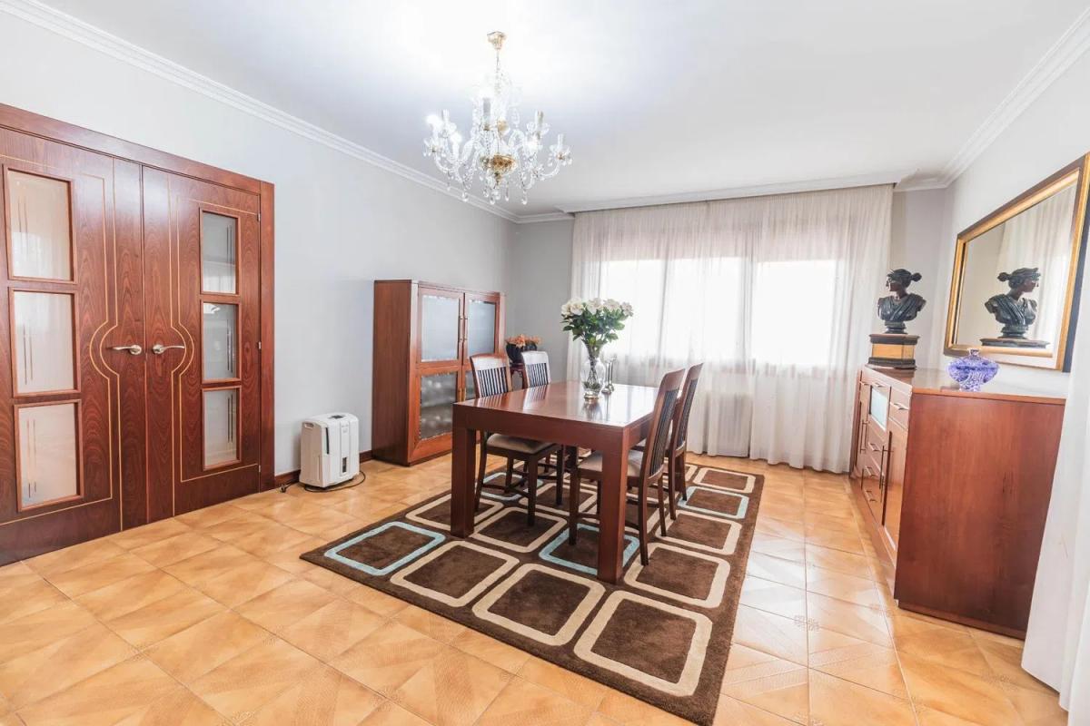 Продажа отдельного шале в  Área de Ames, Эймс photo 3