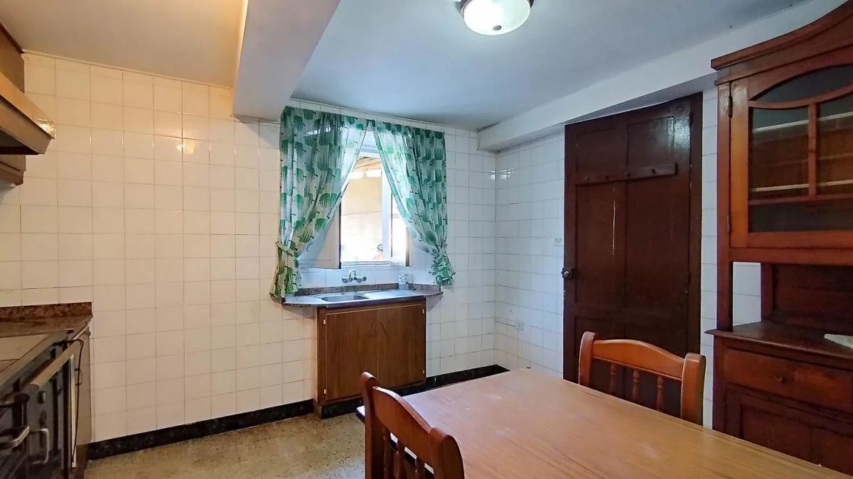 Продажа отдельного шале в , Бергондо photo 5