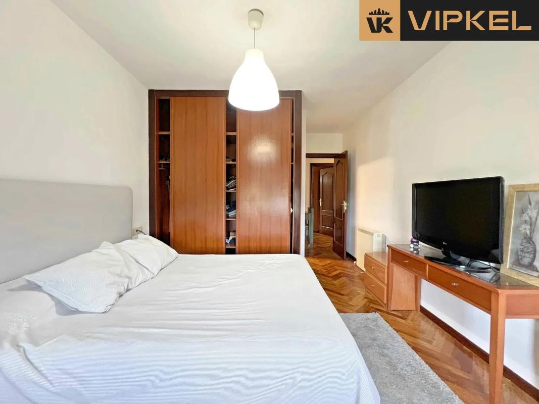 Sale of apartment in Calle IGREXA, Arteijo
photo 3