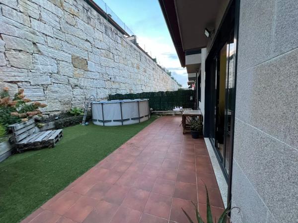 Коттедж на продажу в  Calle Gloria Fuertes, Culleredo photo 4