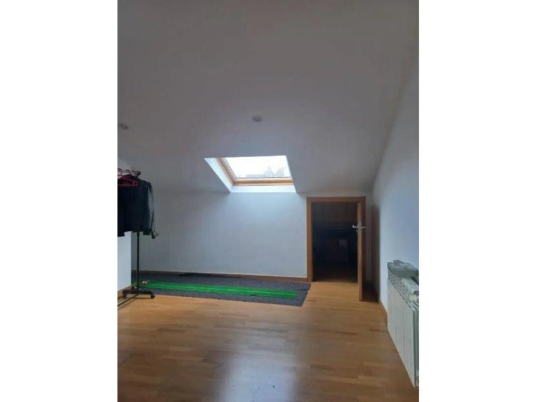 Venta de chalet independiente en Calle As Torres no Ar, Santiago de Compostela
 photo 3