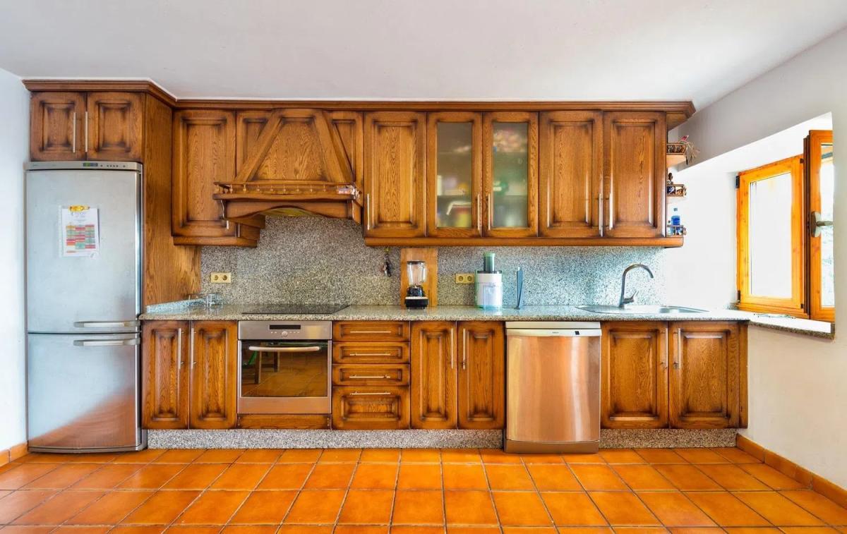 Продажа отдельного шале в , Негрейра photo 2