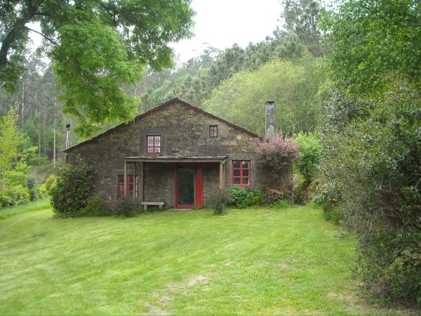 Detached villa for sale in , A Capela photo 1