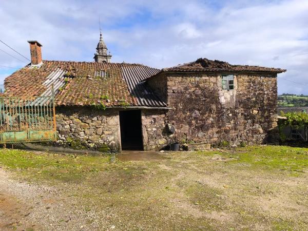Detached villa for sale in  Laranxos, Santiago de Compostela photo 1