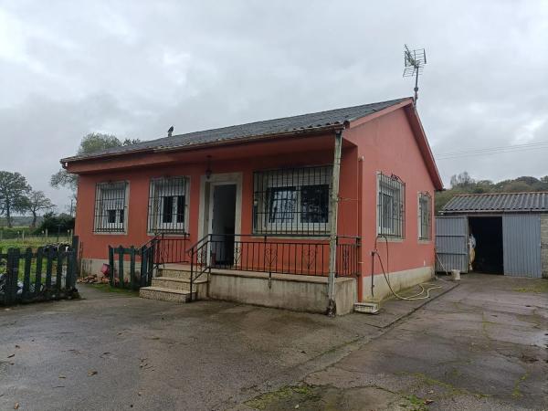 Chalet independiente en venta en , Curtis photo 1