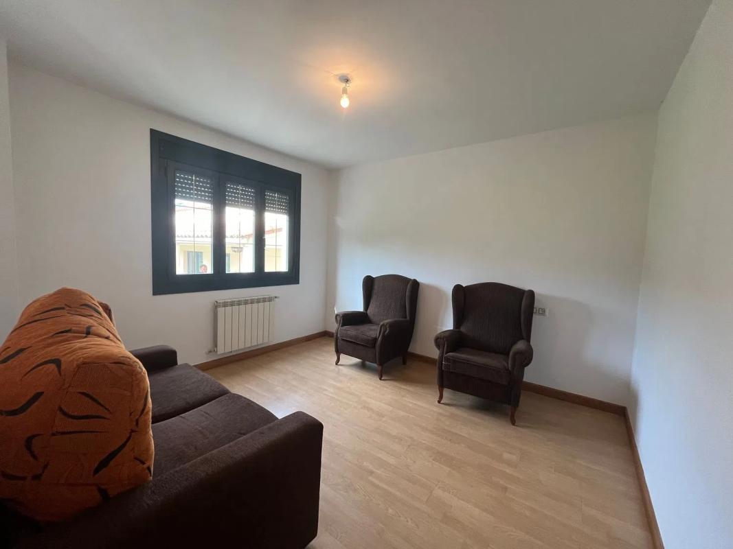 Properties for sale and rent in Spain photo 3