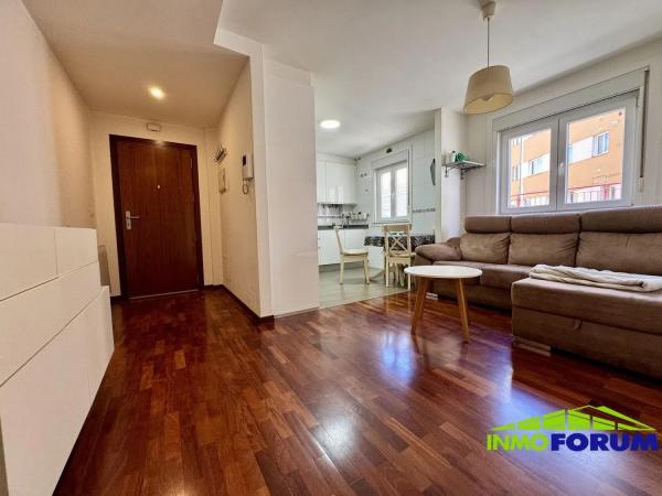 Apartment for sale in  Calle Huerto, A Coruña photo 3