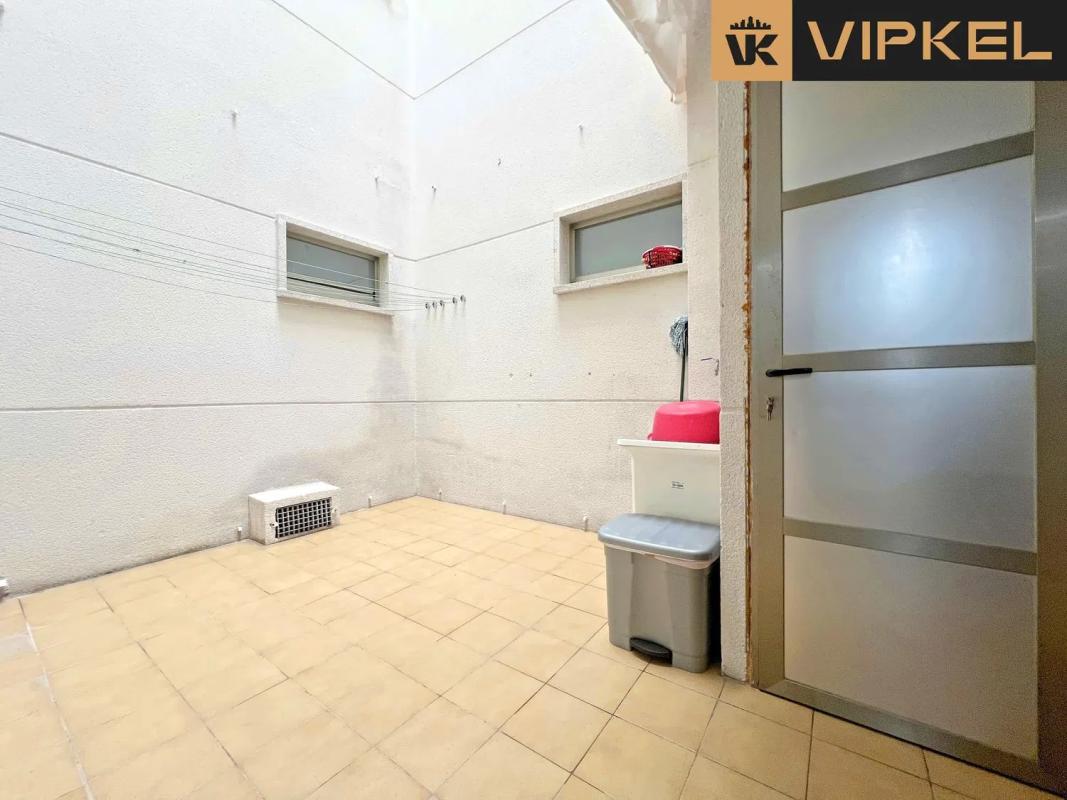 Sale of apartment in Calle General Espartero, Ribeira
 photo 4