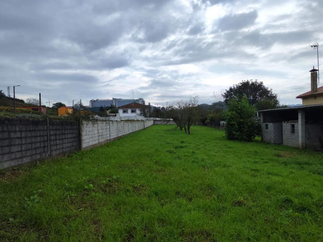 Sale of independent chalet in Campus sur - Santa Marta, Santiago de Compostela
photo 3
