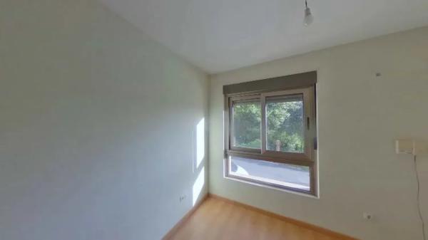 Piso en venta en , Boiro photo 1