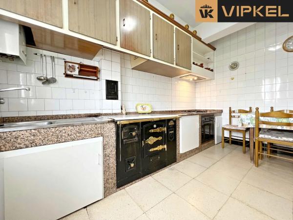 Chalet independiente en venta en , Carballo photo 1