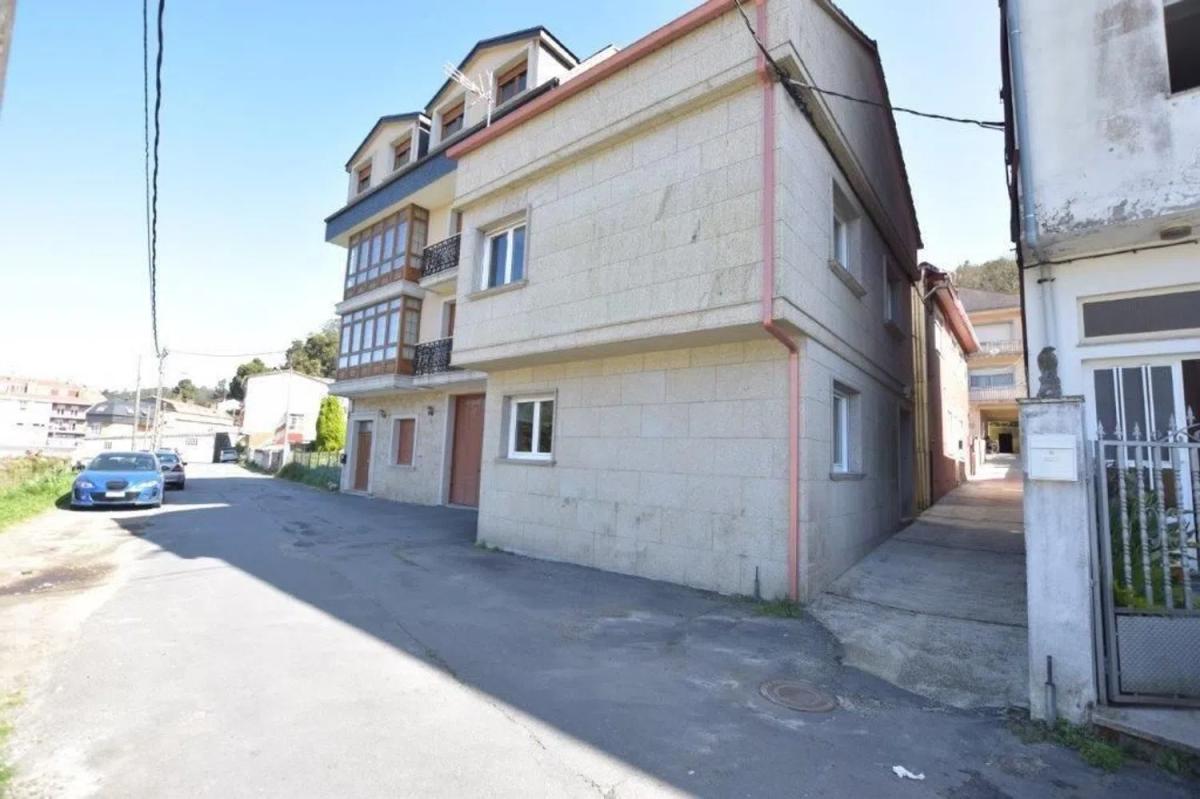 Casa independiente en travesía Armada, 142, Cee
photo 1
