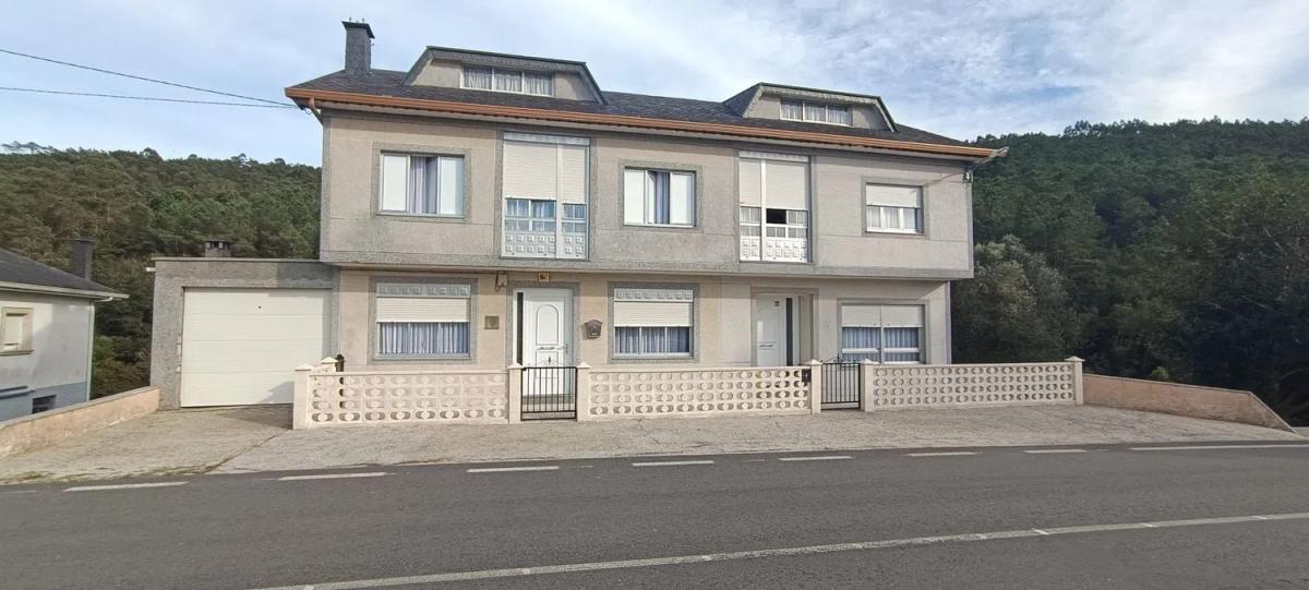 Продажа отдельного шале в , Думбрия photo 2
