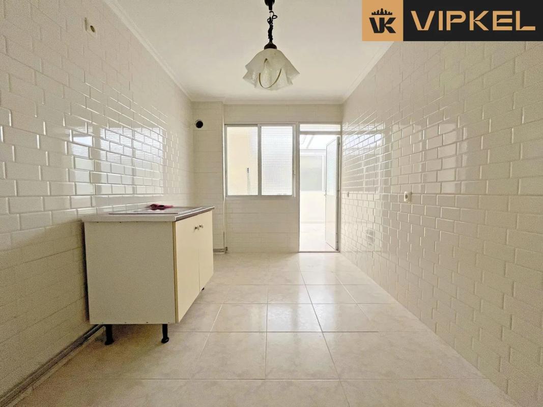 Продажа квартиры на Calle Padre Feijóo, Нарон
photo 2